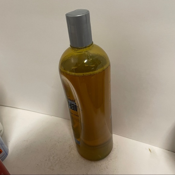 Wella Liquid Hair Brilliant Spray Gel Texture HTF - Picture 3 of 4